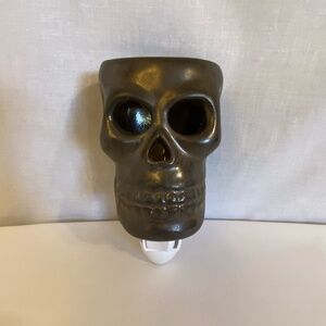 Skull mini wall wax warmer night light metallic bronze ceramic glowing eyes nose